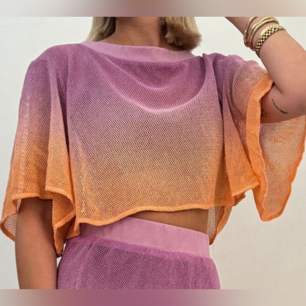 Jen’s Pirate Booty Peach&Purple Ember Ombré Buzzin Mesh Crop Tee Size M/L. NWT.